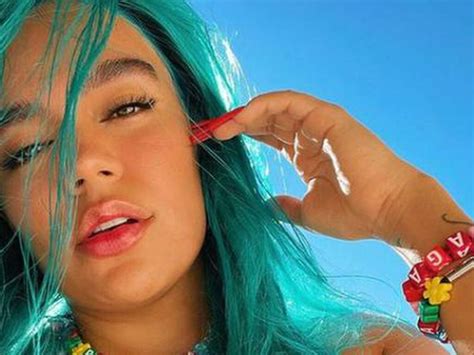 Karol G Se Despide De Su Cabello Azul Fue Una Poca Que Nunca