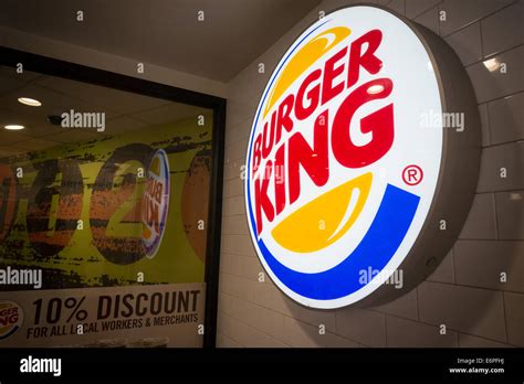 Burger king service counter hi-res stock photography and images - Alamy