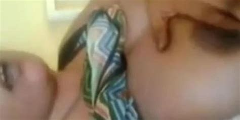 Arab Khaliji Makes A Hot Video For Her Lover Tnaflix