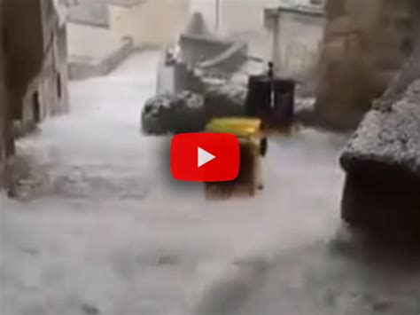 Meteo Cronaca Diretta Video Matera Violento Nubifragio Trasforma Le