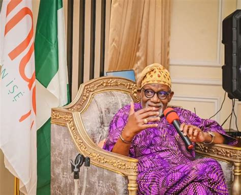 Naira Redesign Reverse Policy Now Gov Akeredolu Tells Buhari Cbn