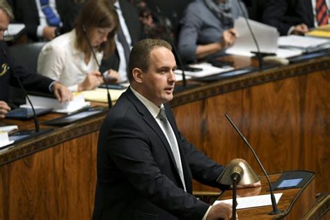 Perussuomalaisten vaihtoehtobudjetti karsii suomalaisten kannalta ...