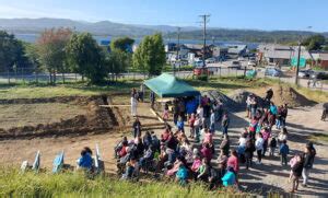 Vecinos Colocan Primera Piedra De La Nueva Capilla De Huillinco