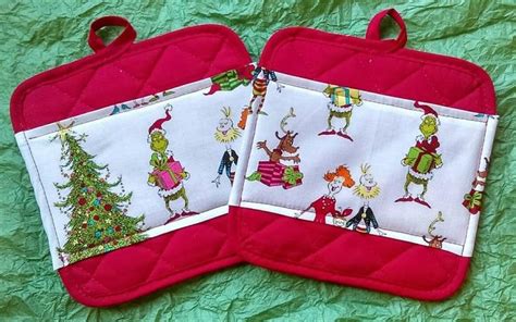 Grinch Pot Holders Hot Pads Etsy Christmas Sewing Projects Hot