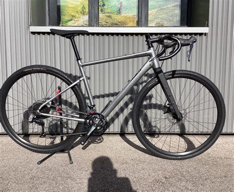 Cannondale Topstone Shimano Sora Gravelbike Grey