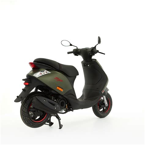 Piaggio Zip 50 S Mat Groen Leasen Bij Central Scooters