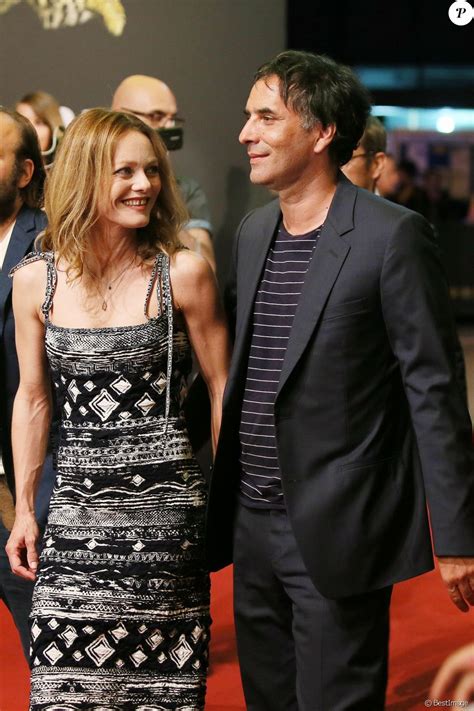 Vanessa Paradis Et Son Compagnon Samuel Benchetrit Et Vincent Macaigne