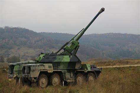 Landscape Weapon Self Propelled Gun Howitzer Fighting 152 Mm