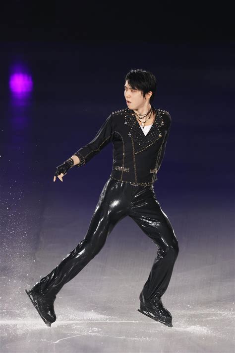 羽生結弦「レッツ・ゴー・クレイジー」披露 アイスショー横浜公演が開幕 フィギュア写真ニュース 日刊スポーツ