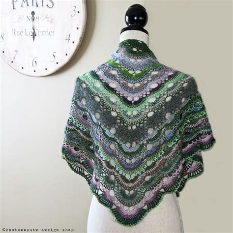 Ravelry Knotsewcute S Virus Shawl