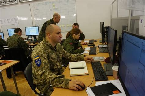 Новини України: У ЛитПолУкрбриг розпочалися бригадно-штабні навчання ...