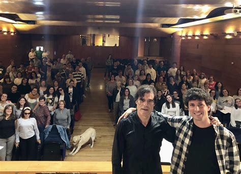 Cerca de 200 músicos voluntarios ensayan en Valencia para crear una