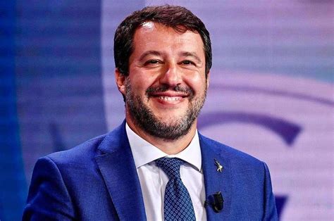 Bologna Citt La Pericolosit Delle Bufale Di Salvini