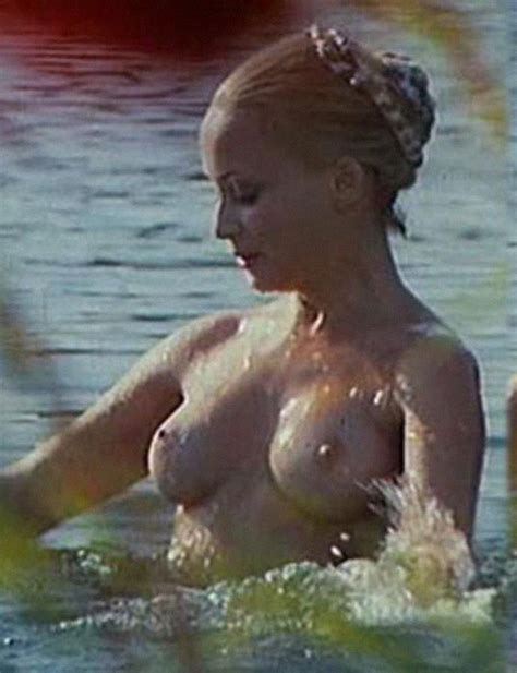 Naked Jana Nagyova In Triptych O Laske