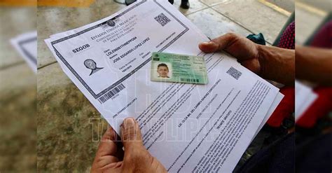 Hoy Tamaulipas Mexico Se Entregan 13 Mil 281 Tarjetas De Visitante