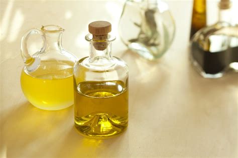 How To Substitute Canola Oil For Olive Oil Leaftv