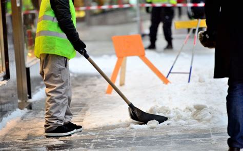 How to Make Salt Brine for Snow Removal: Why Should You Learn It?