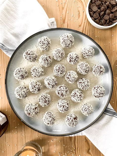 Romkugler Rum Balls Skandibaking