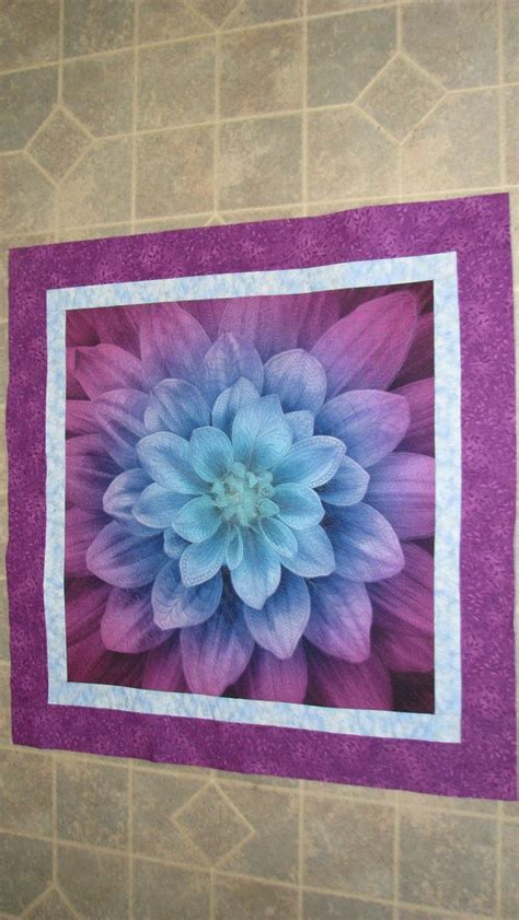 Pin On Quilting Quilts Flower Quilts Flower Quilt Patterns