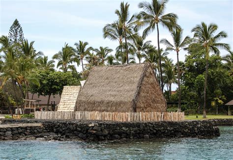 Kamakahonu National Historic Landmark In Hawaii