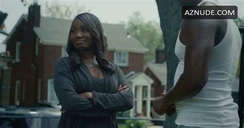 ELIZABETH FOXX Nude AZNude