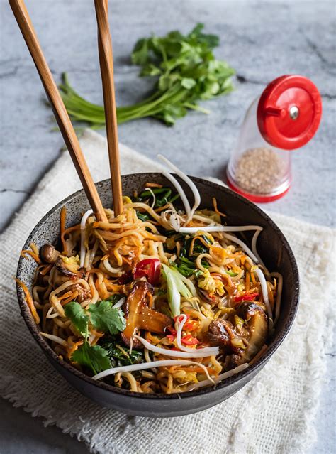 Vegane Udon Nudel Bowl 15 Minuten Rezept S Küche