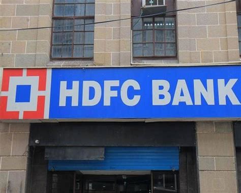 Hdfc Cuts Lending Rate By 20 Basis Points