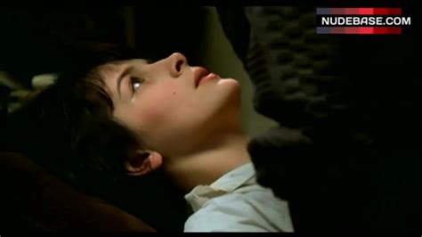 Juliette Binoche Naked Boobs And Pussy The Unbearable Lightness Of