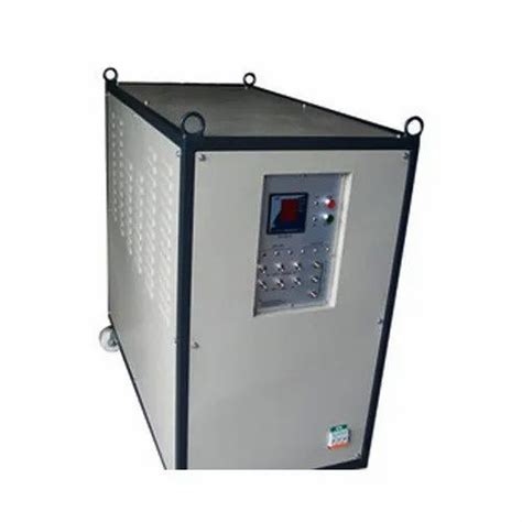 Upto 50 Kva Three Phase Oil Cooled Servo Controlled Voltage Stabilizer