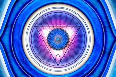 Découvrez comment ouvrir le chakra du troisième œil WeMystic France