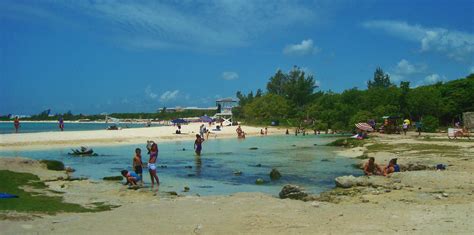 The Secret Beach in Playa Del Carmen Where Locals Have Fun Shhhhh ...