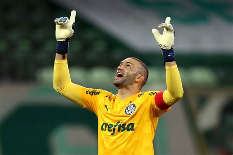 Weverton O Terceiro Goleiro Da Hist Ria Do Palmeiras A Atuar Em Uma