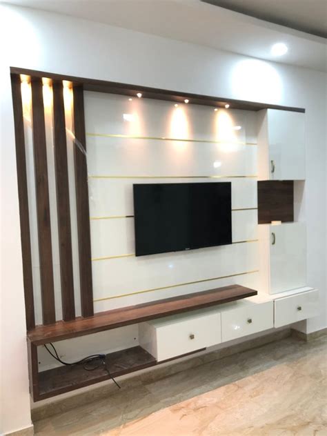 Wall Mounted Modern Wooden Tv Unit For Residential At Rs Piece