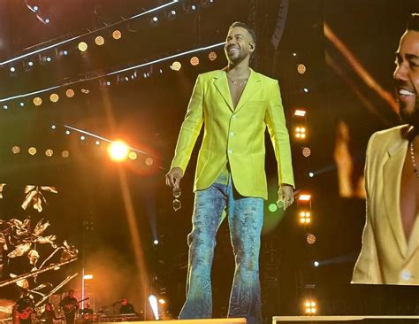 Romeo Santos Destroz A Los Organizadores De Su Show En Venezuela