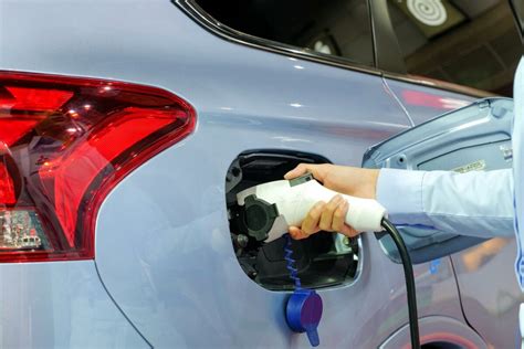 Leasing sociale per le auto elettriche cos è e come funziona