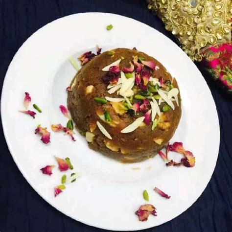 How to make Walnut And Jaggery Halwa Recipe