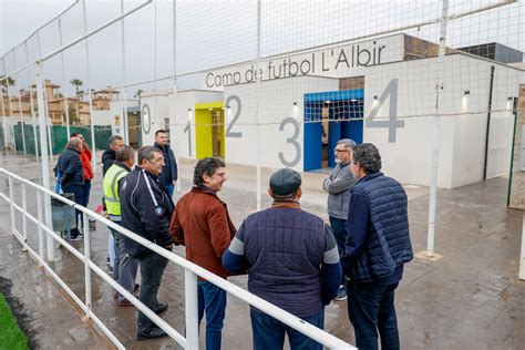 Ya están dando servicio los nuevos vestuarios de los campos de fútbol