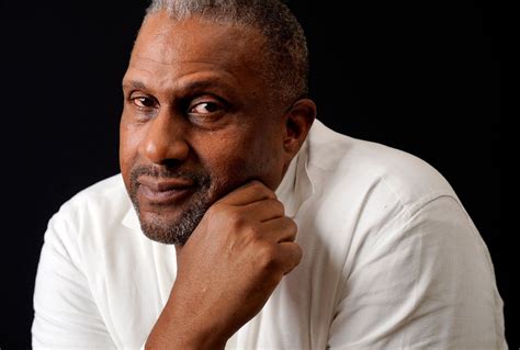 No Apology Tavis Smiley Makes Comeback Bid After Pbs Firing