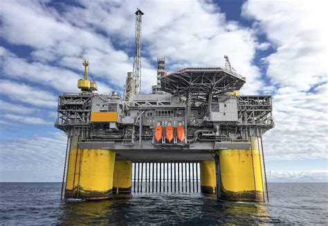 Unveiling The Intriguing World Of Offshore Rigs Life Amidst The Vast