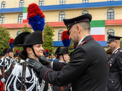 Alamari E Giuramento A Roma Per Gli Allievi Carabinieri Del Mo Corso