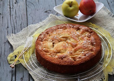 Torta Alle Mele E Yogurt Greco Senza Burro L Angolo Goloso Di Evelyn