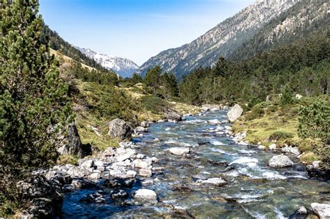 Lac D Estom Randonn E Depuis La Fruiti Re Globefreelancers