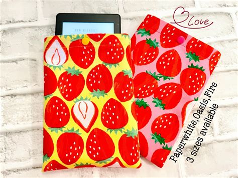 Strawberry Kindle Paperwhite Sleeve Padded Kindle Sleeve Kindle