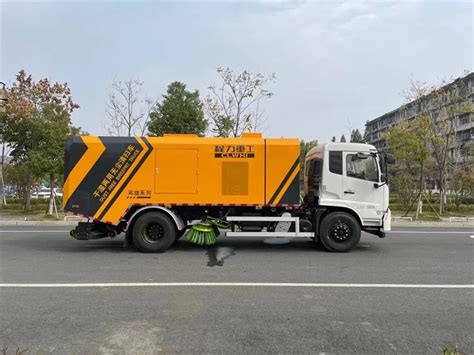 Dongfeng 3 500 Liters Water Tank 7 000 Liters Dust Tank Combine Dry And