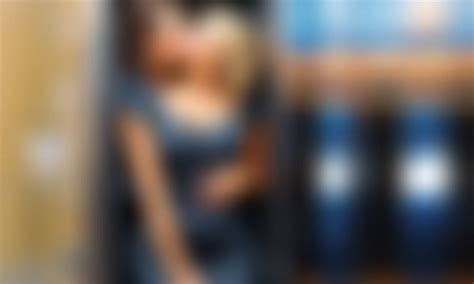 Sexy Lesbian Women Kissing By Ankcasper On DeviantArt