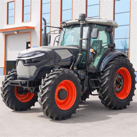 China Manufacturer Agriculture Tractors 4WD 4X4 90 100 120 140 160 180