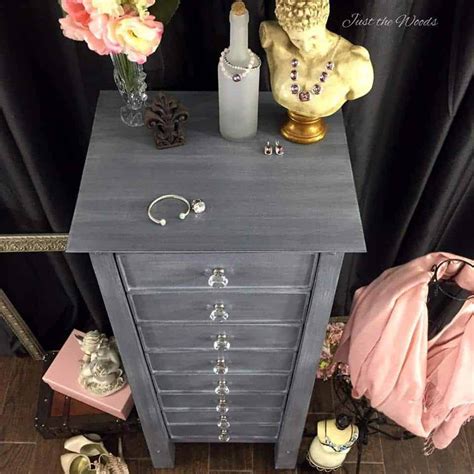 Lingerie Chest With Romantic Decoupaged Drawers