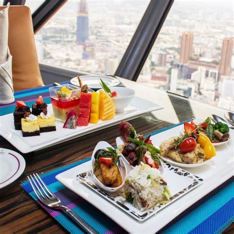 atmosphere  revolving restaurant  kl tower bajetcuti