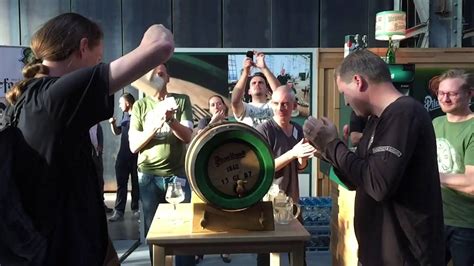 Fassanstich Pilsner Urquell YouTube