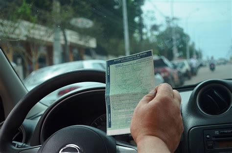 Detran SP alerta reta final para licenciar veículos placas